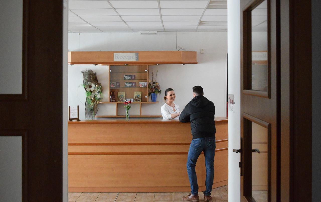 Hotel Jaskovska Krcma Horní Těrlicko Exteriör bild